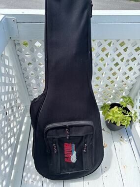 Gator Hard Guitar Case Black Molded Shell Padded Interior Electric Instrument
